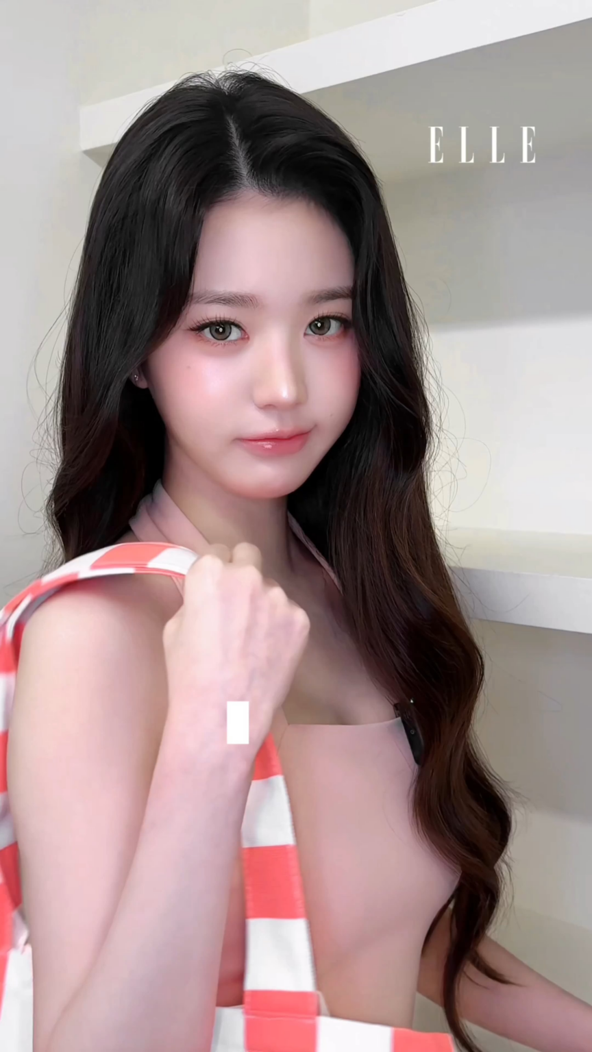 250822 تحديث Twitter Elle Korea مع Wonyoung