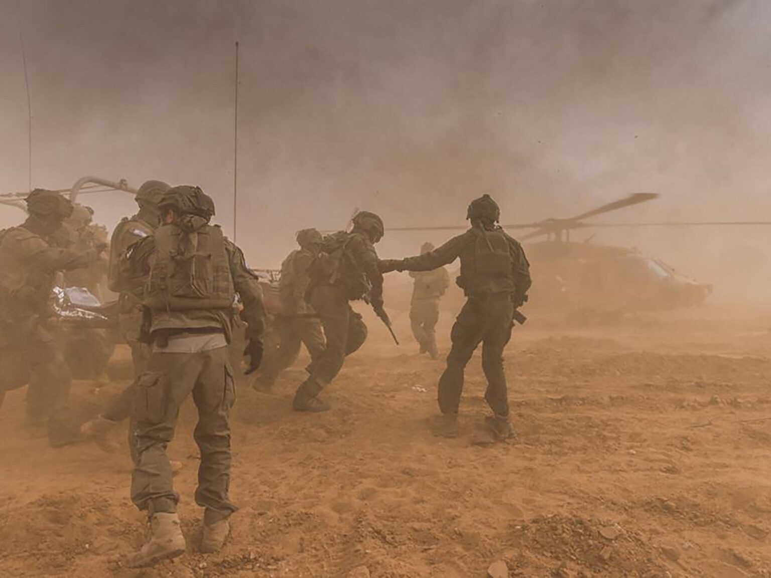 مقتل جندي إسرائيلي وإصابة 11 وفقدان 4 في كمائن المقاومة بغزة | أخبار