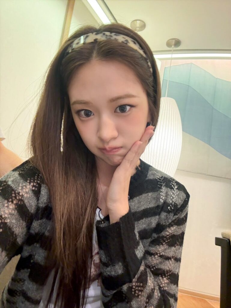 250826 ive تحديث Twitter الرسمي مع Yujin (الفذ. Lee Eunji) - Eunji مع Lee Eunji الانتهاء 💕