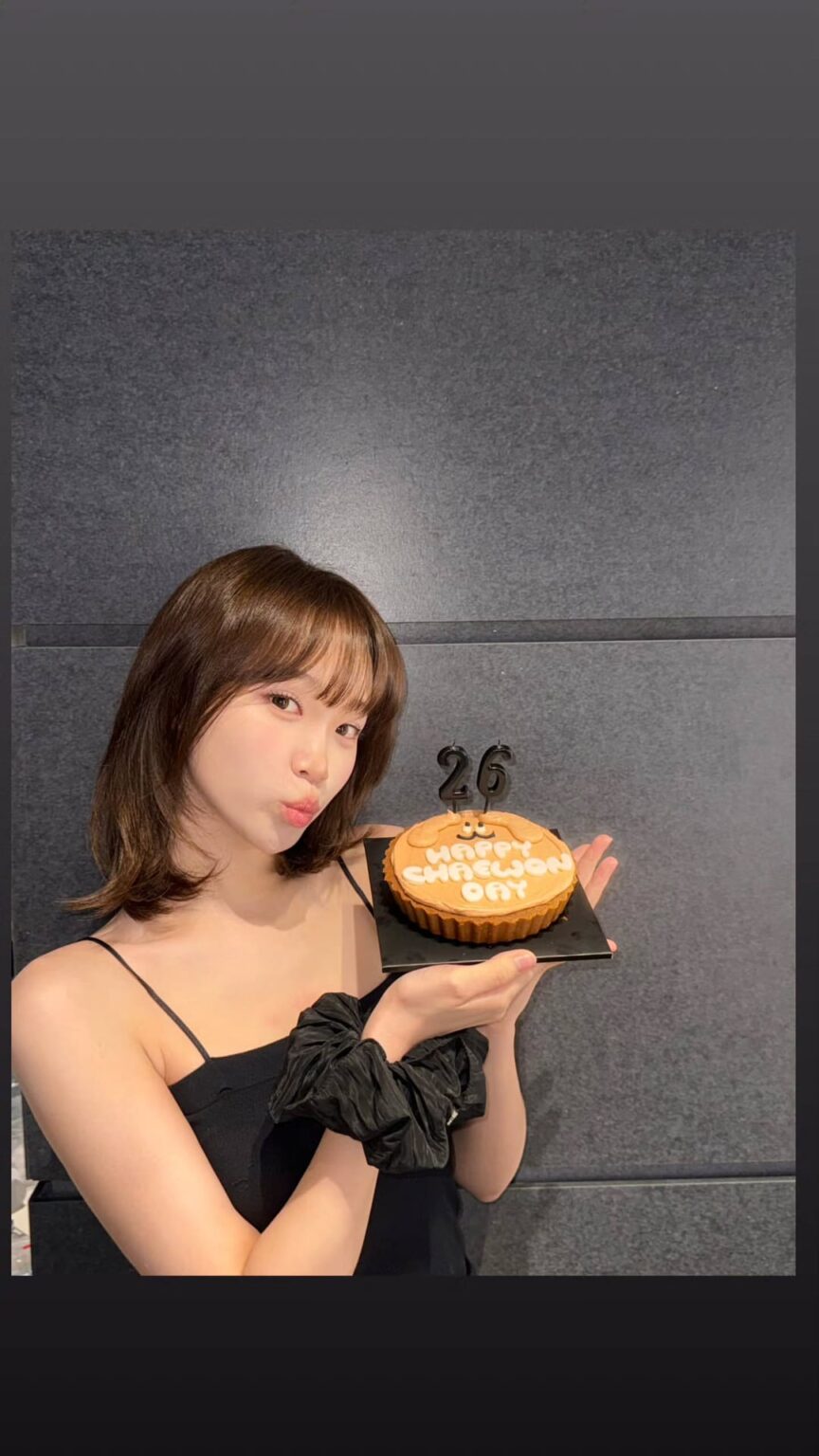 250802 تحديث قصص كيم تشايون إنستغرام