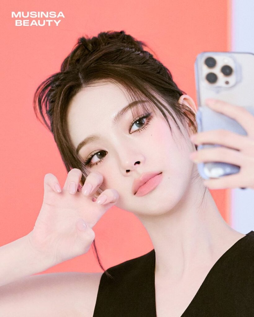 250825 Karina - Musinsa Beauty (خلف الكواليس صور)