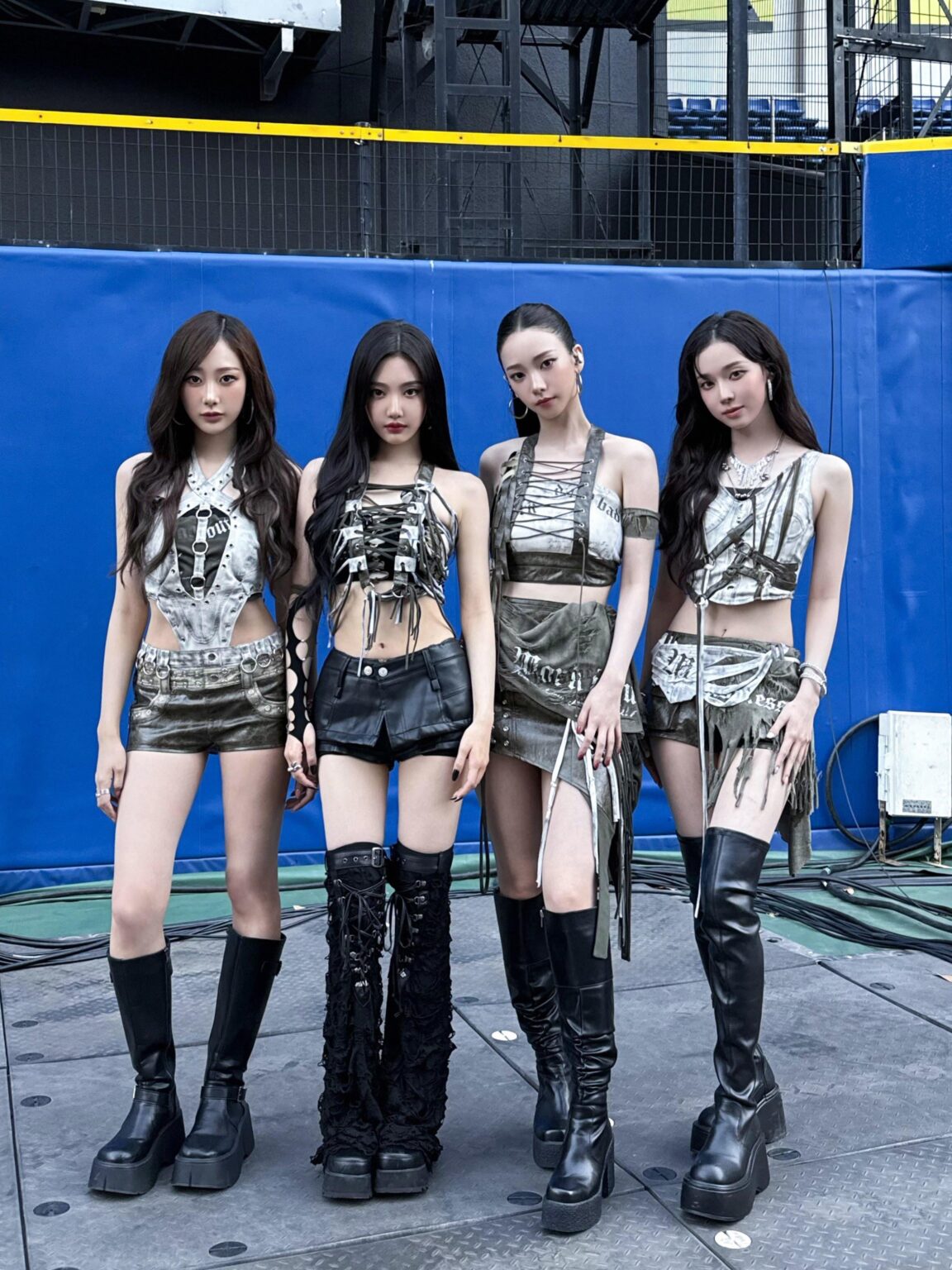 250820 ASPES Twitter Update - لحظات الكواليس 💫