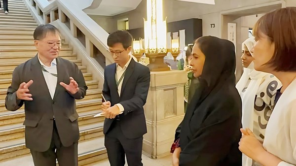 شما بنت محمد بن خالد تزور متحف طوكيو الوطني وقصر الضيافة