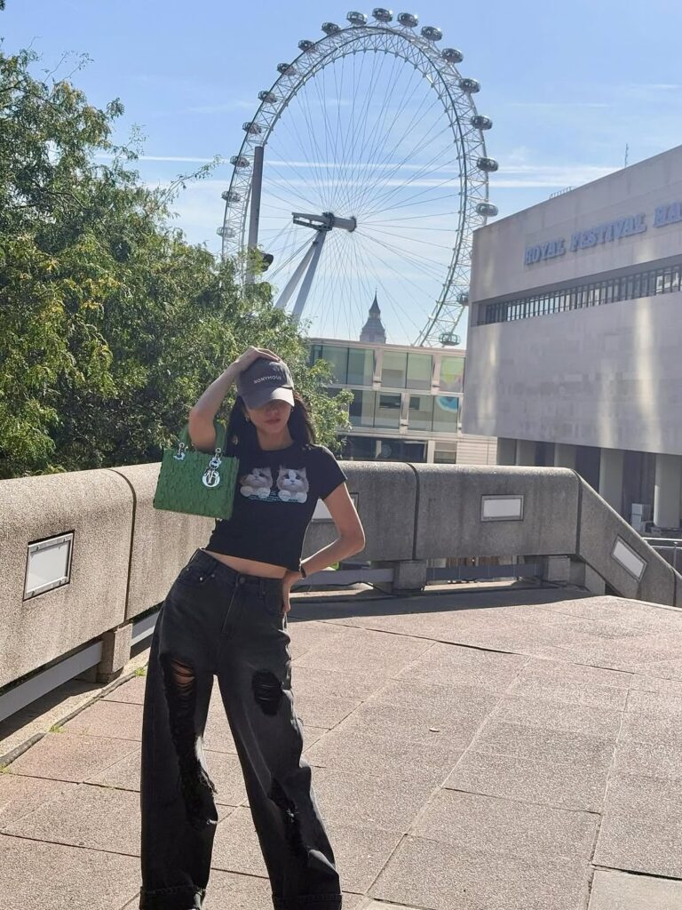 250821 تحديث JISOO IG