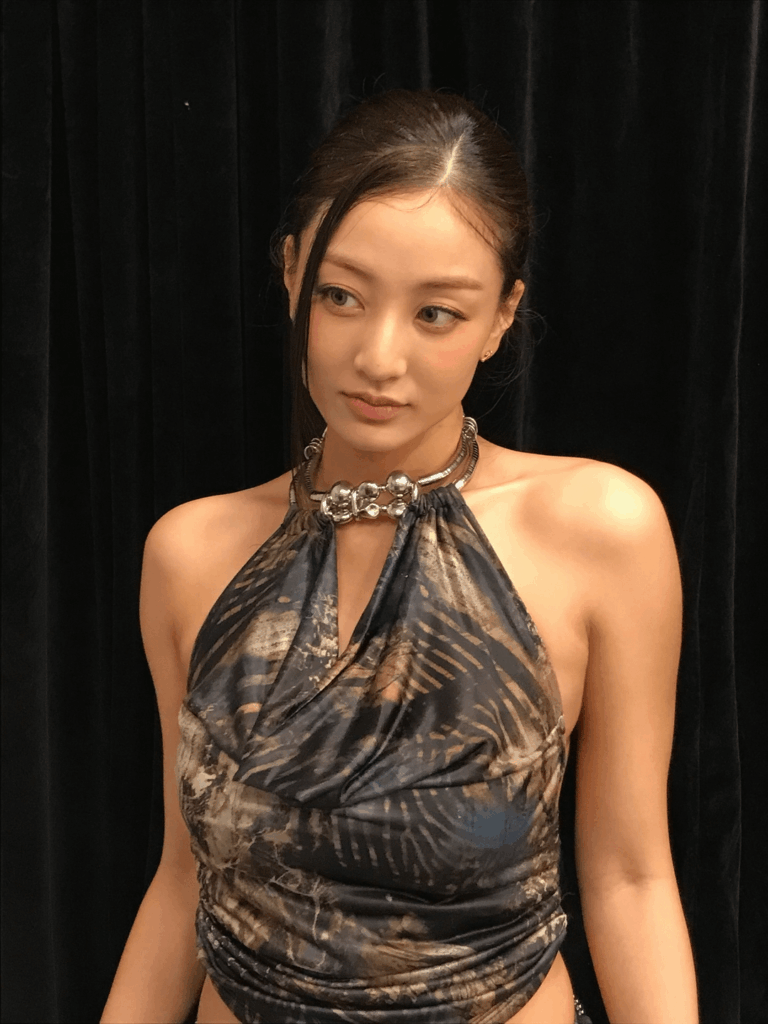 250824 تحديث Jihyo IG