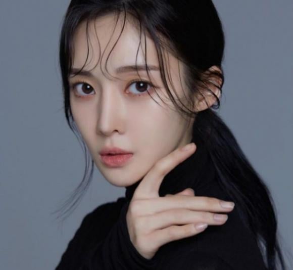 عضو T-ara السابق لي أريوم يتلقى عقوبة السجن المخفضة