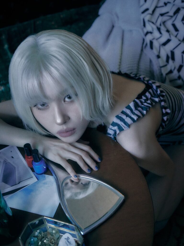 Sunmi - الأزرق! (مفهوم الصورة 3)