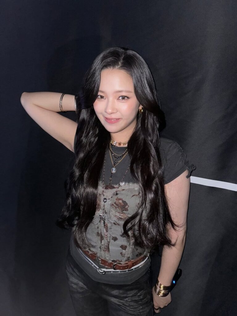 250823 تحديث Jeongyeon Instagram - 🖤