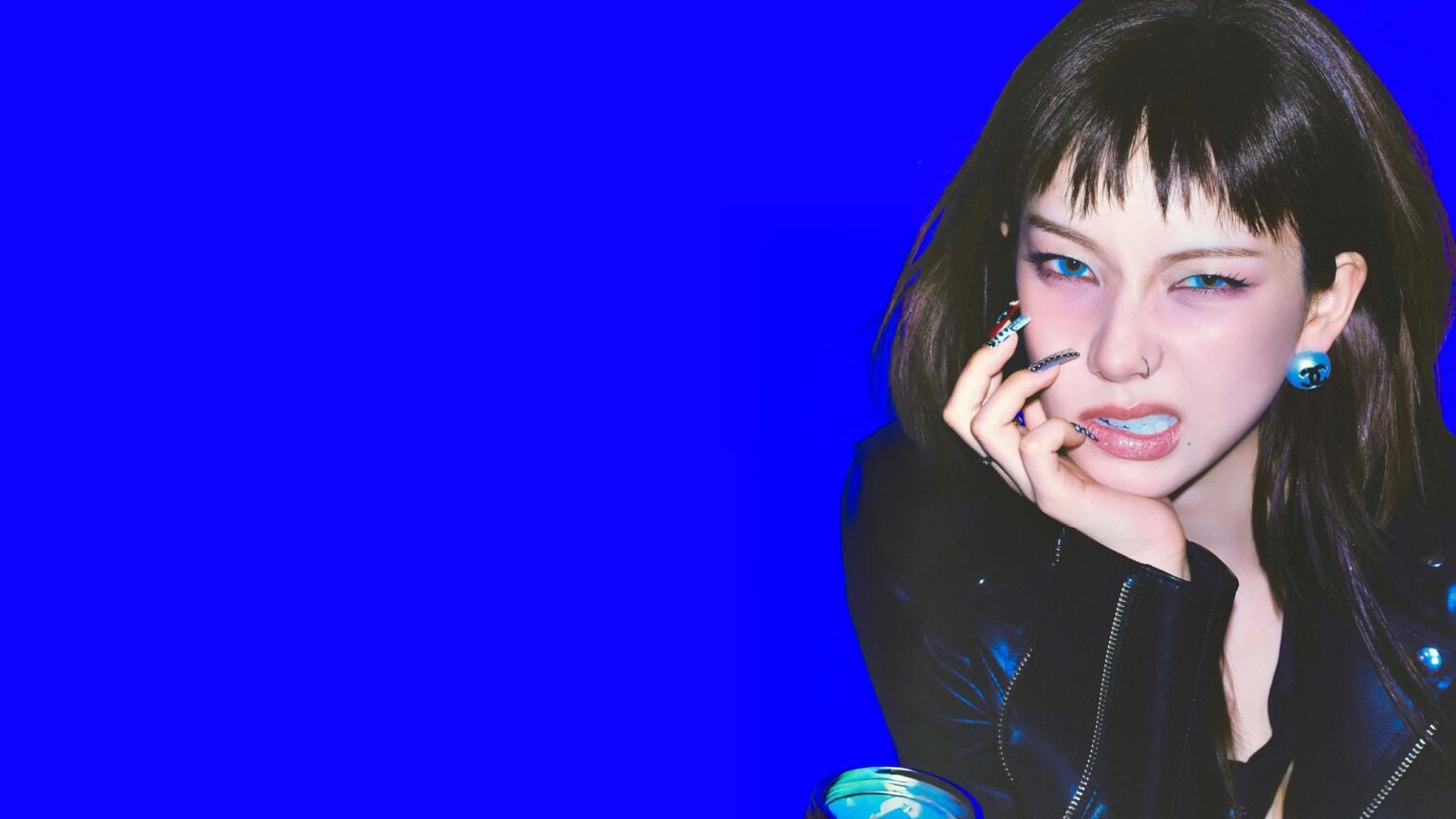 خلفية سطح المكتب للتصوير الترويجي الأكثر ثراءً (فانميد - تعديلات خفية)