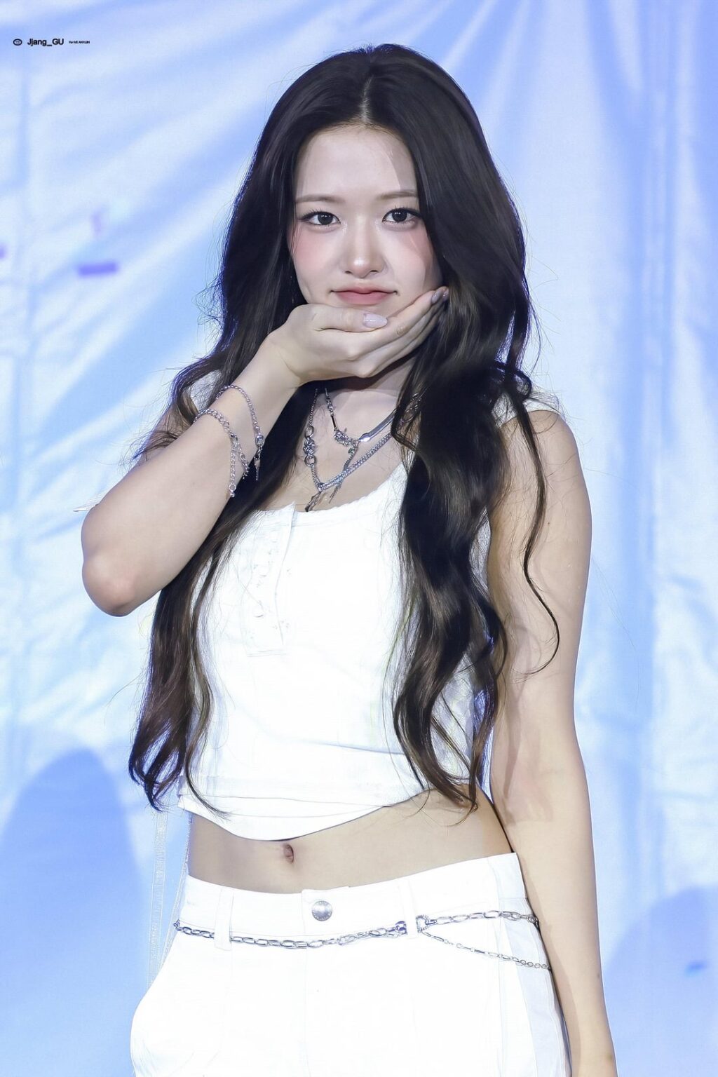 250801 تحديث Yujin Fansite