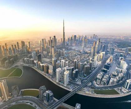 أراضي دبي تنجز 24 مشروعا عقاريا بقيمة 4.5 مليار درهم في النصف الأول "أراضي دبي" تنجز 24 مشروعا عقاريا بقيمة 4.5 مليار درهم في النصف الأول