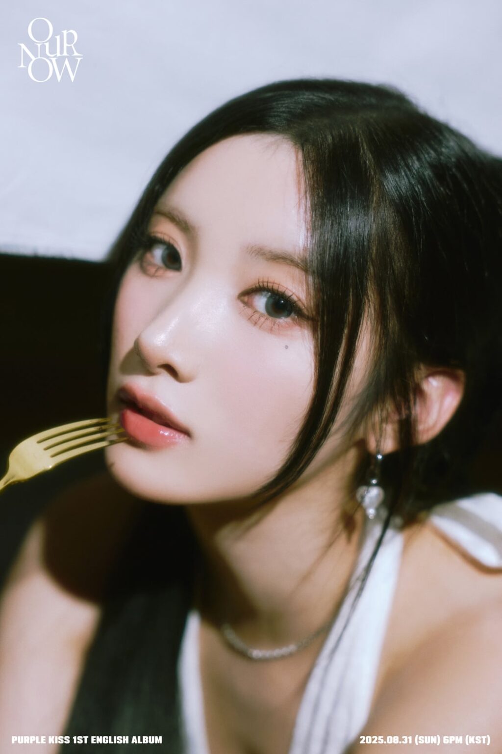 Purple Kiss - 1st English Album: Now Now (Concept Photo #2 - فرد)