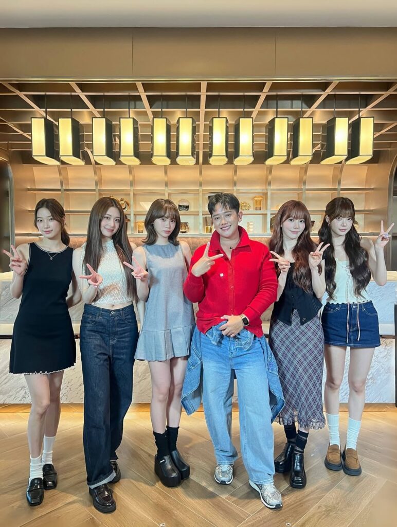 250821 تحولت إلى تحديث Kreethaworn (Peakkyky) Instagram مع Le Sserafim