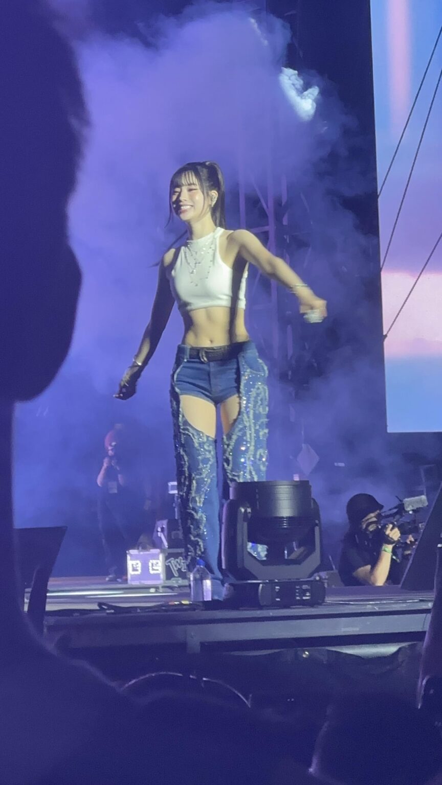 كانت الفتيات لا يصدق الليلة الماضية !!