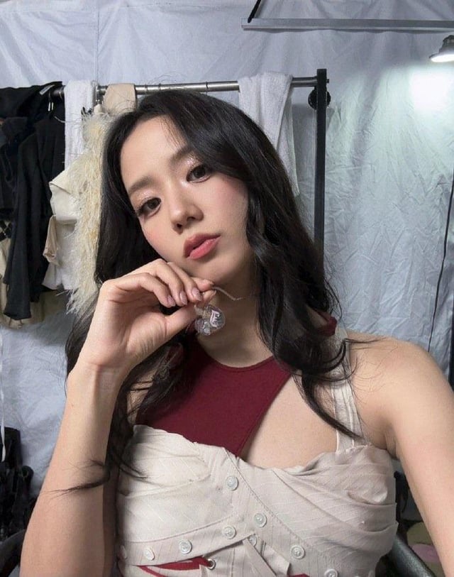 250816 Jisoo Weibo Update