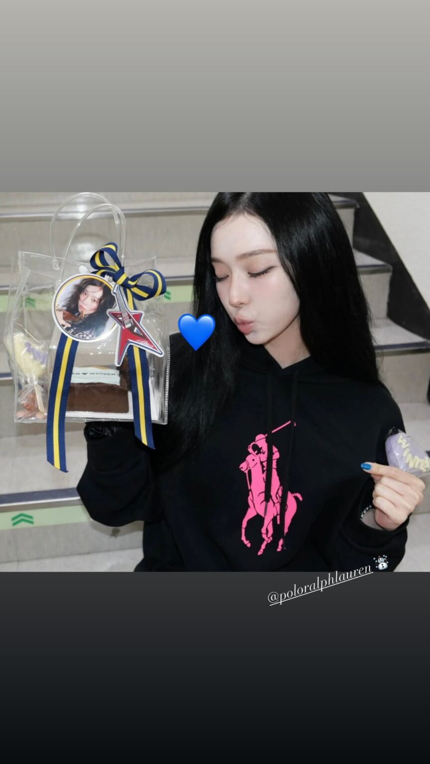 250831 تحديث قصة Winter Instagram