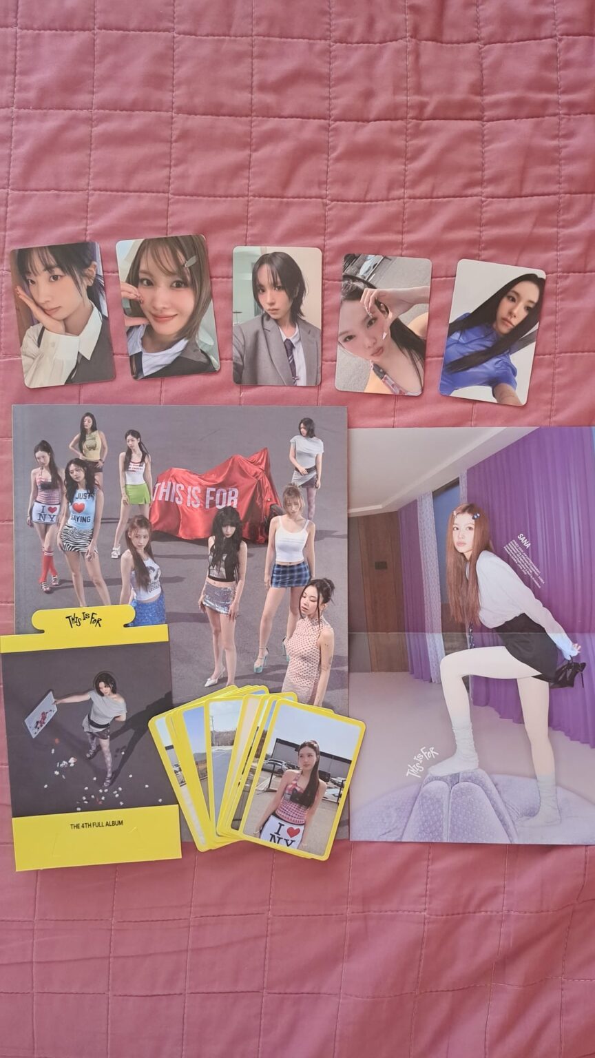 ألبوم "This Is for" Pulls (IS + for Ver.)