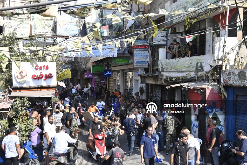 جيش لبنان يبدأ تسلم سلاح الفصائل الفلسطينية في مخيم برج البراجنة - Anadolu Ajansı