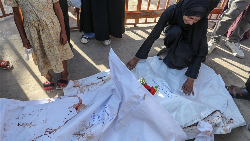 مقتل 13 فلسطينيا بهجمات إسرائيلية متفرقة على غزة