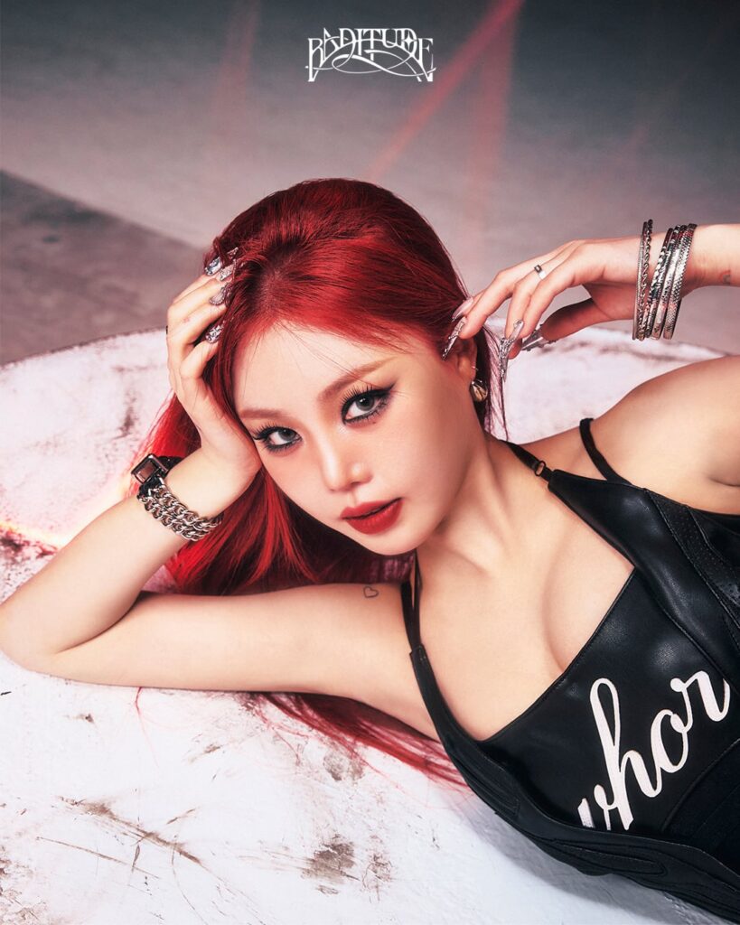 Soojin - الألبوم الفردي الأول: Laditude (Concept Photo 1 - Baddie Ver.)
