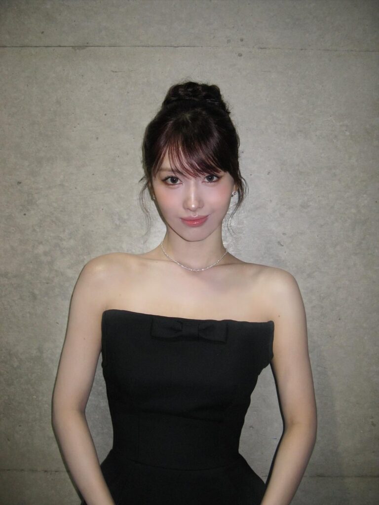 250825 Momo Instagram Update - اليوم 🖤