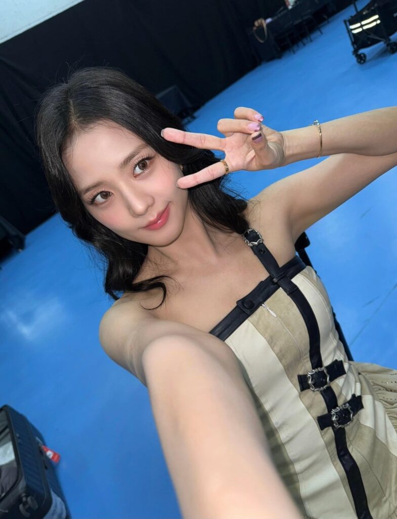 250807 Jisoo Weibo Update