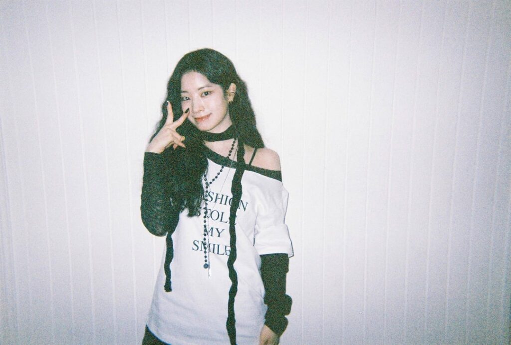 250816 تحديث اليابان Instagram - مرتين اليابان 6 ألبوم 『العدو』 2025.08.27 الإصدار 「عدو」 ذكريات #dahyun💭