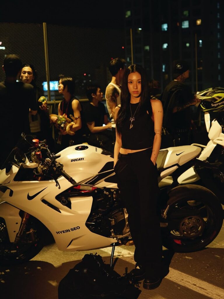 250731 @fabrica.consulting Instagram Update - Chaeyoung at Nike X Hyein Seo Ava Rover: Night Ins