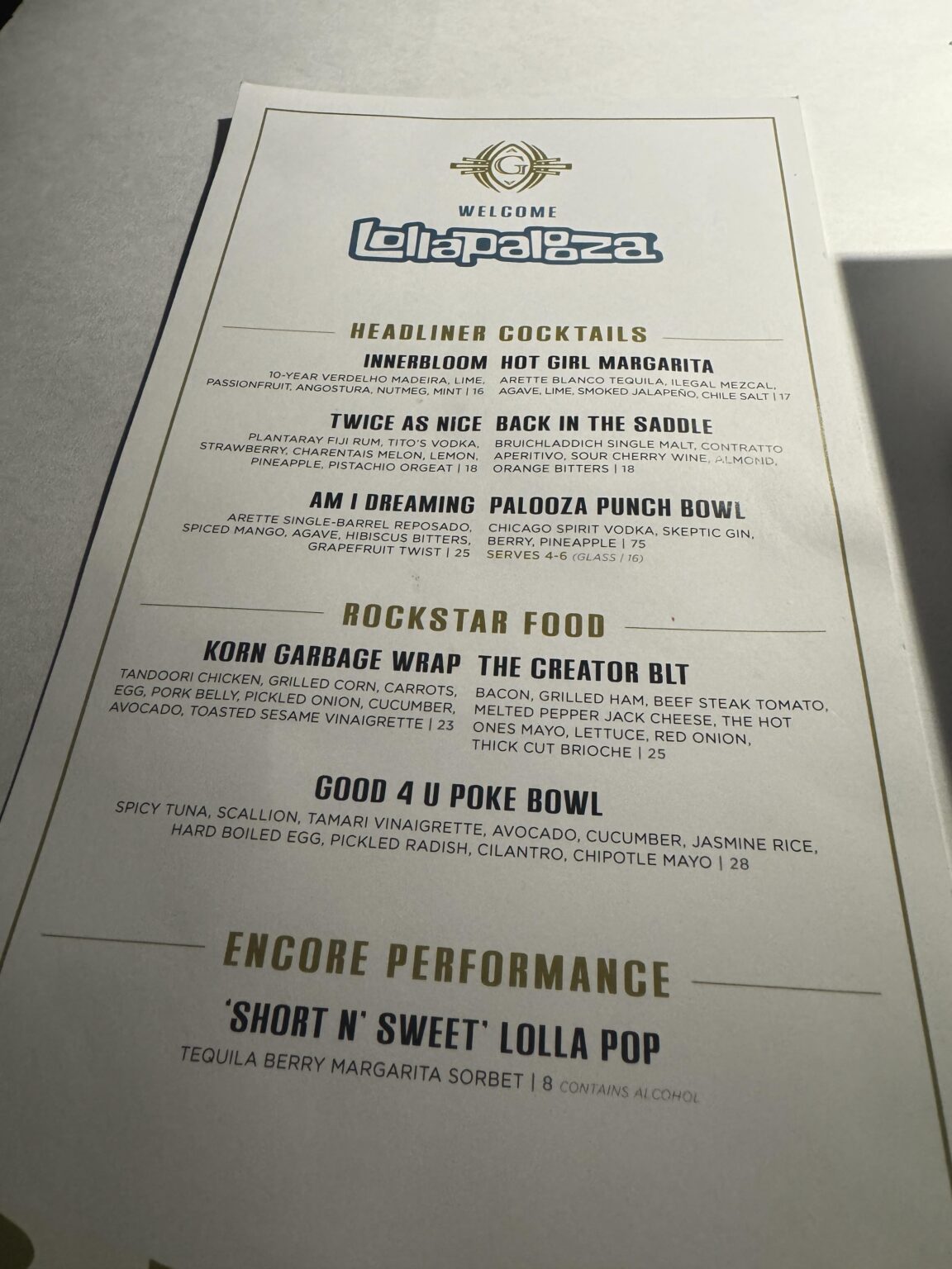 مرتين مثل مشروب لطيف في مطعم Gage