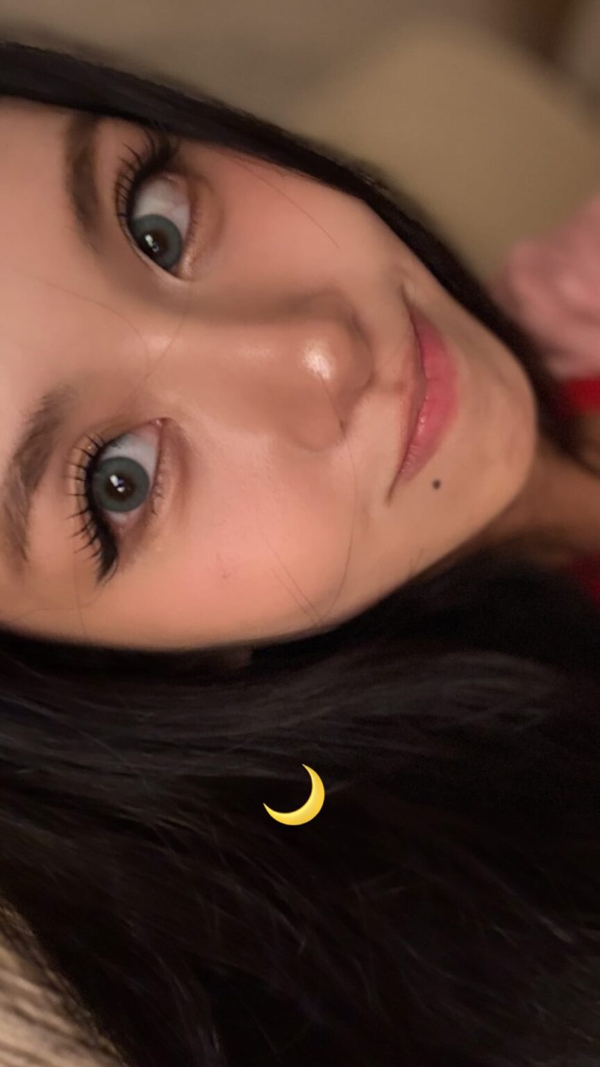 250830 تحديث قصة Chaeyoung Instagram