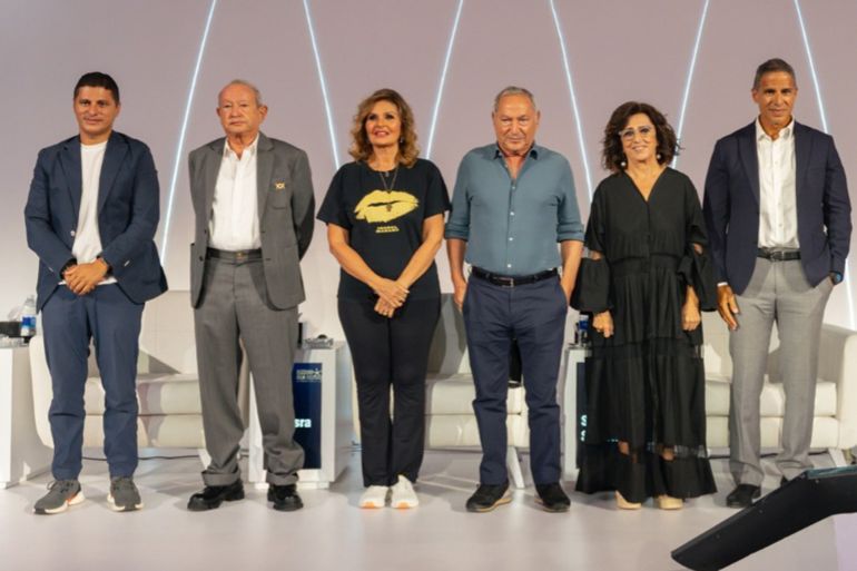 ‎⁨المهندس محمد عامر وماريان خوري وسميح ساويرس ويسرا ونجيب ساويرس وعمرو منسي⁩