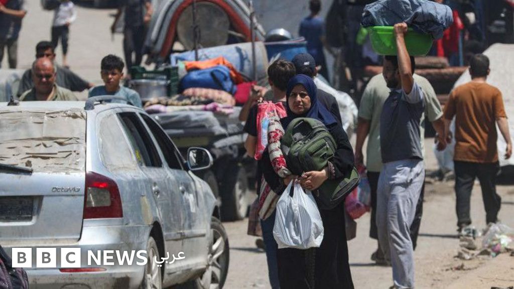 حرب غزة: أنباء عن تغير في موقف حماس، وتحذيرات من كارثة إنسانية بسبب إخلاء أكبر مدينة في القطاع