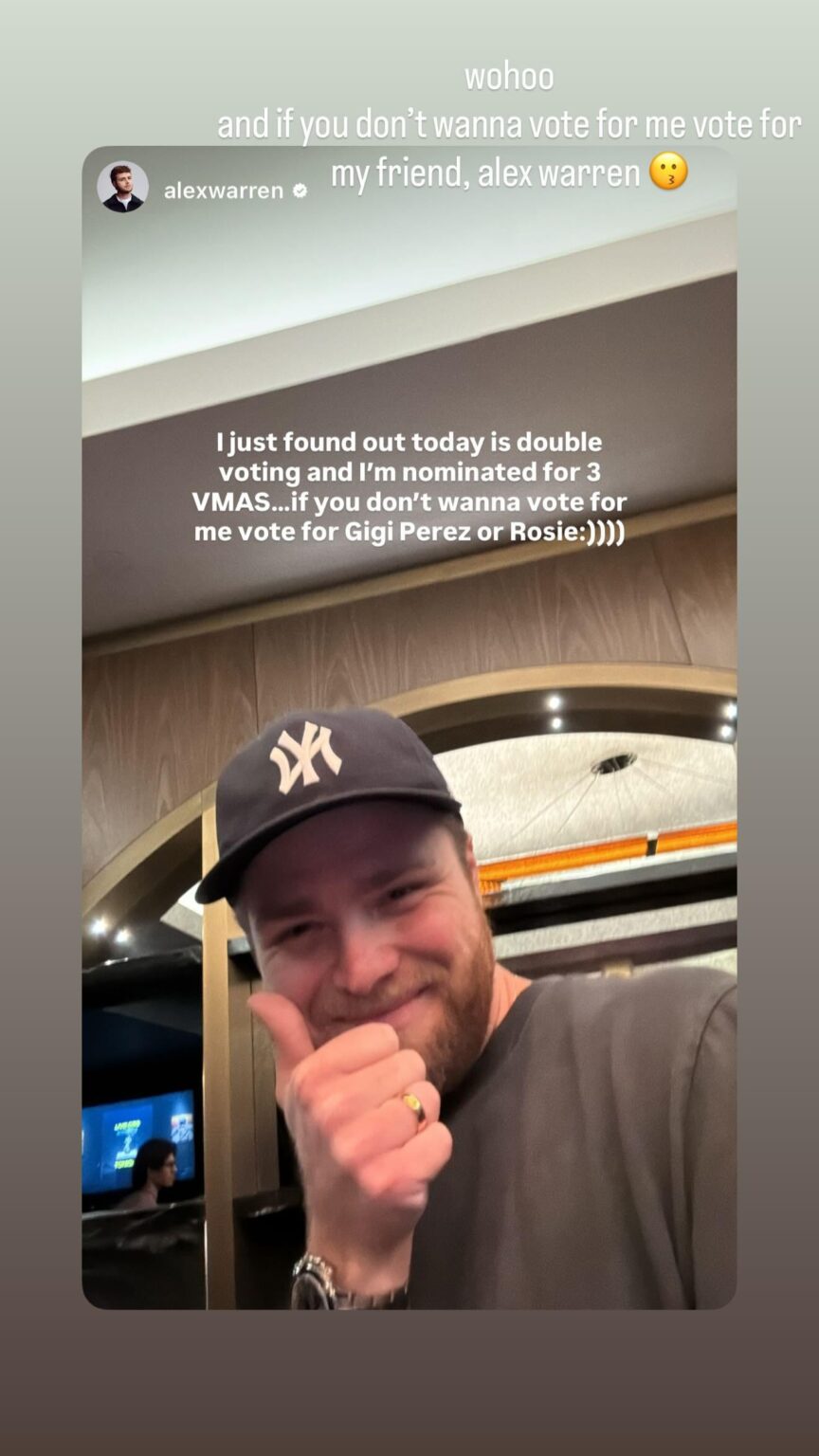 250906 تحديث قصة Rosé IG