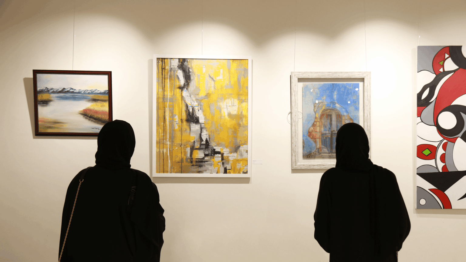 نادي سيدات الشارقة يفتح باب التسجيل في معرض تناغم الفن نادي سيدات الشارقة يفتح باب التسجيل في معرض تناغم الفن