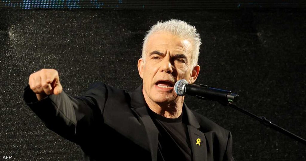 لابيد: ما يتردد عن مقترح مصري لتشكيل قوة عربية "ضربة موجعة"