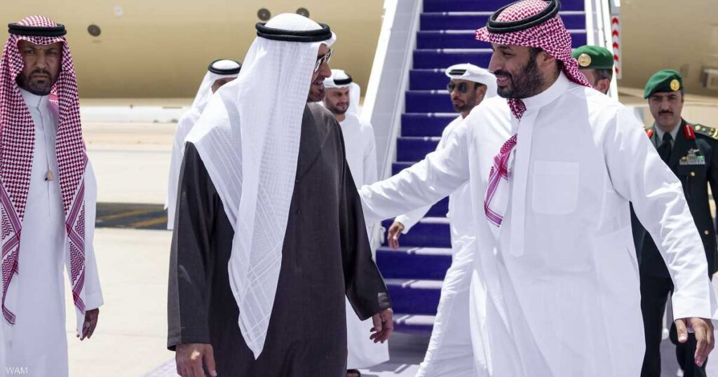 محمد بن زايد يصل السعودية في زيارة أخوية