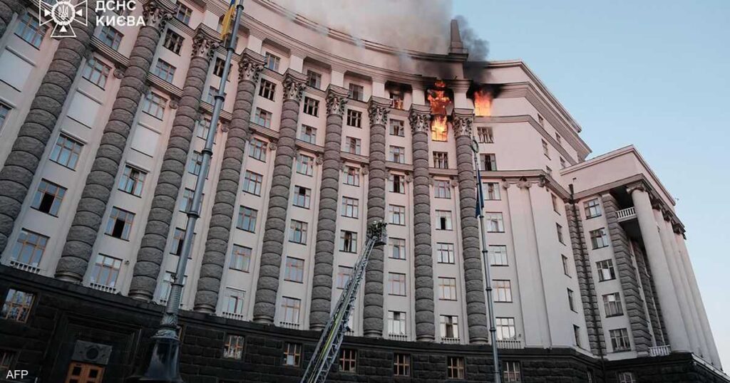 بأكبر قصف جوي روسي.. استهداف مقر الحكومة الأوكرانية بأكبر قصف جوي روسي.. استهداف مقر الحكومة الأوكرانية