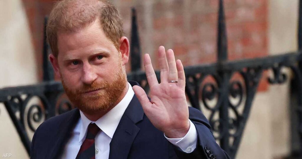 “الشاي” يجمع الملك تشارلز بابنه هاري.. وينهي جفاء 20 شهرا "الشاي" يجمع الملك تشارلز بابنه هاري.. وينهي جفاء 20 شهرا