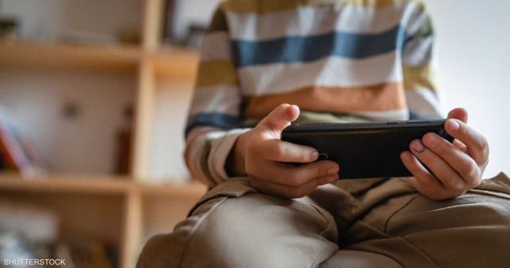 “نهاية مأساوية” لطفل خسر أموال والده في لعبة على الإنترنت "نهاية مأساوية" لطفل خسر أموال والده في لعبة على الإنترنت