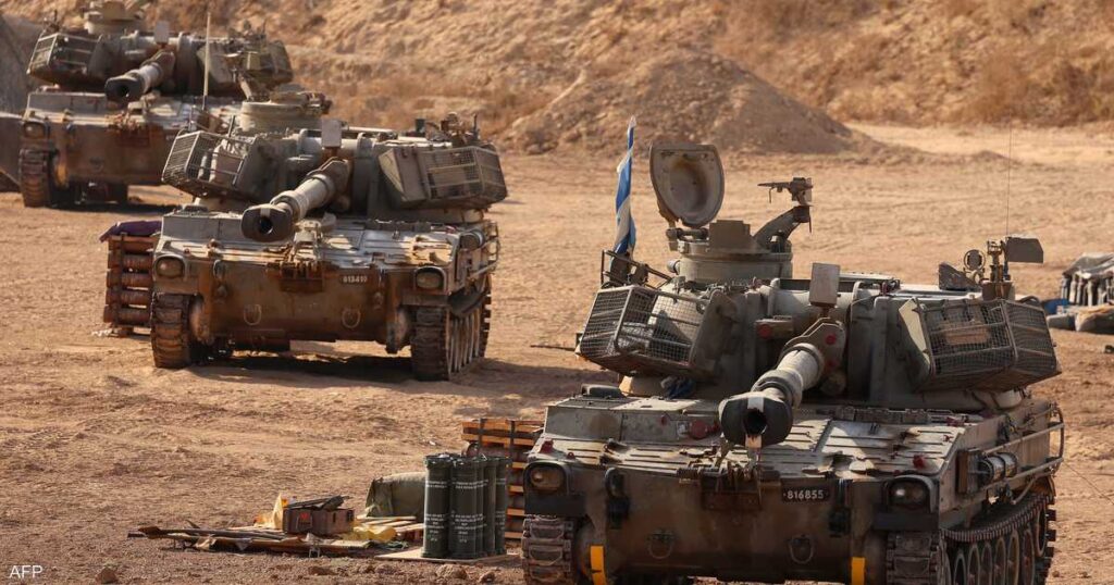 دبابات إسرائيلية تتوغل في غزة.. وقتلى القطاع يتخطون 66 ألفا