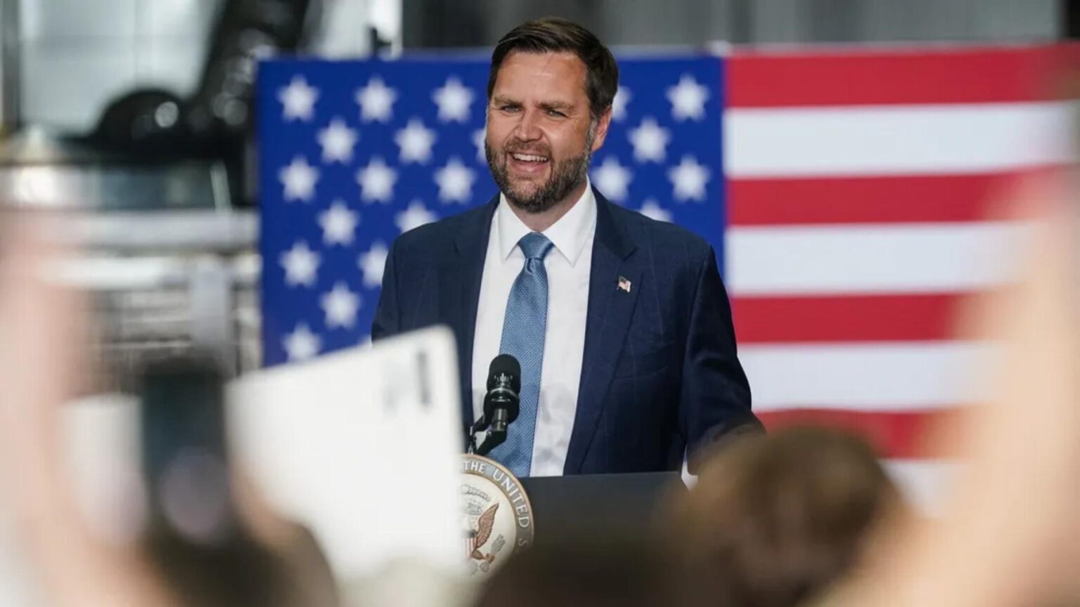 الإغلاق يلوح في أفق البيت الأبيض الإغلاق يلوح في أفق البيت الأبيض