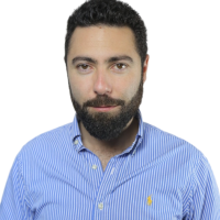 نبيه بري نصب الفخ: من وقع عن صخرة الروشة الدولة أم الدويلة؟