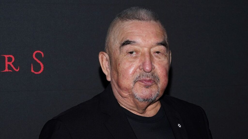 وفاة غراهام غرين أيقونة فيلم "الرقص مع الذئاب" عن عمر 73 عاماً