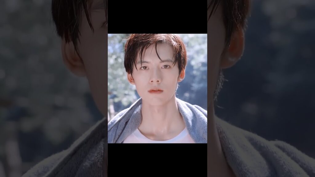 👀👀🔥💕 #professionalsingle #songyiren #dengchaoyuan #youku #عزباء_محترفة #shorts