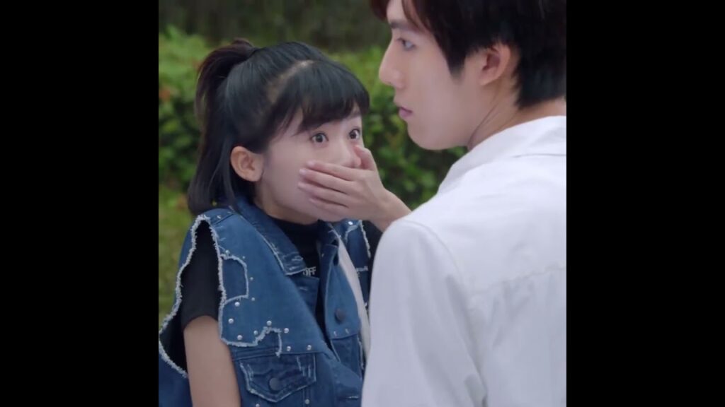 😂😂😂 #professionalsingle #songyiren #dengchaoyuan #youku #عزباء_محترفة #shorts #cdrama