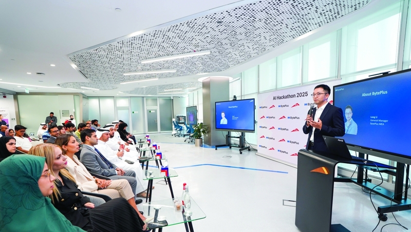 «طرق دبي» تنظم «هاكاثون» للذكاء الاصطناعي التوليدي باستخدام البيانات المفتوحة «طرق دبي» تنظم «هاكاثون» للذكاء الاصطناعي التوليدي باستخدام البيانات المفتوحة