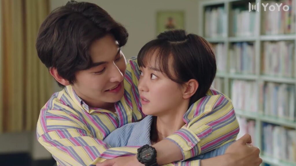 واخيرا يعترف و توافق على مواعدتـه ❤️ (نهر يجري خلاله)