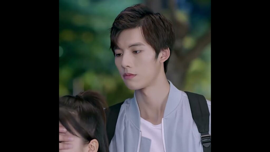 💕💕💕 #professionalsingle #songyiren #dengchaoyuan #youku #عزباء_محترفة #shorts #cdrama