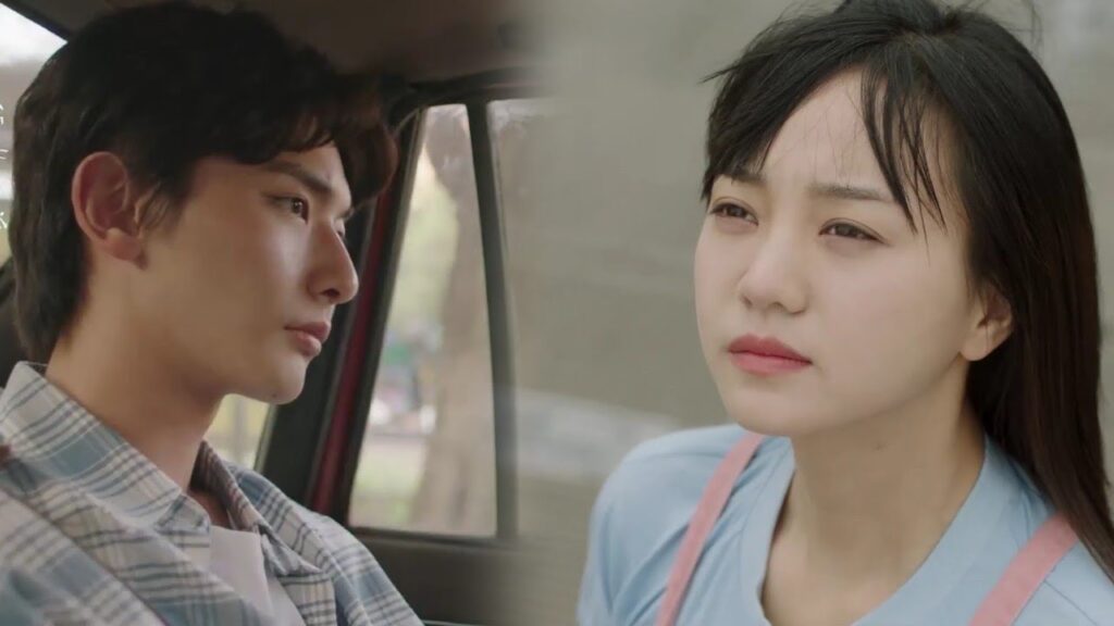 حتى في يوم تخرجها لم تعيش اللحظة لانه ليس معها😭💔 (نهر يجري خلاله)