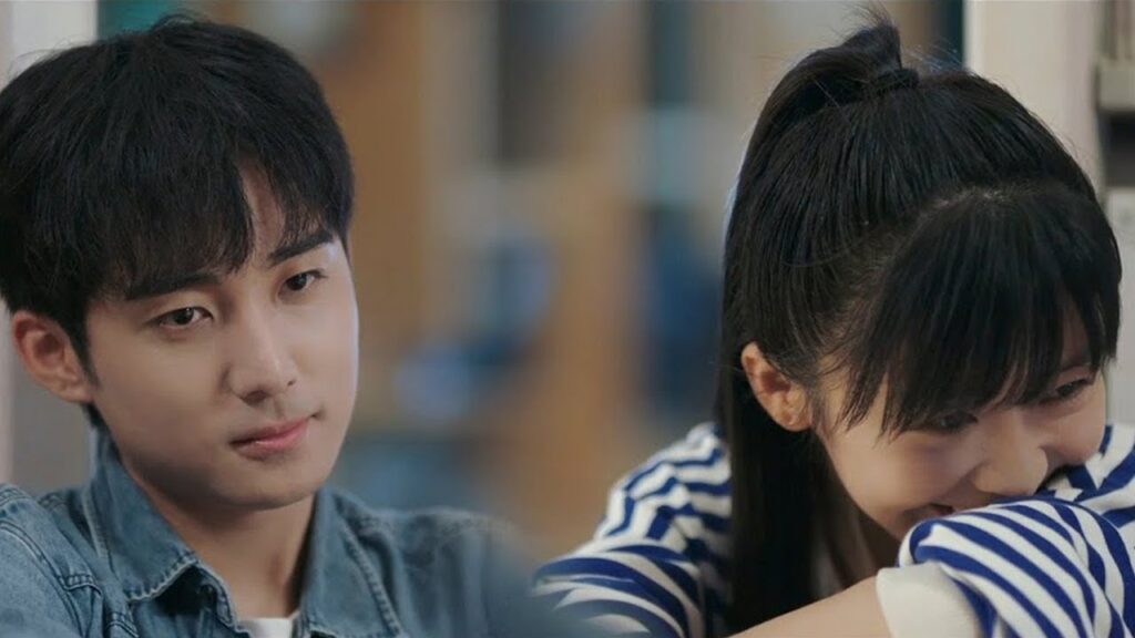 يكشف لها فتى المدرسة الوسيم أنه كان صديقها الغامض الذي تراسله طيلة الوقت❤️مشهد رومانسي “معادلة الحب” يكشف لها فتى المدرسة الوسيم أنه كان صديقها الغامض الذي تراسله طيلة الوقت❤️مشهد رومانسي "معادلة الحب"